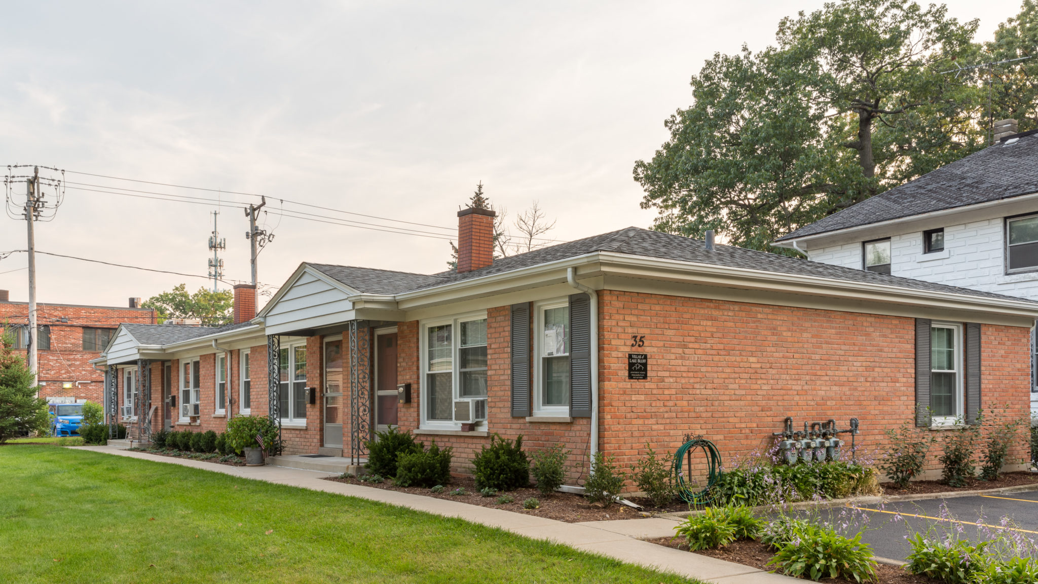35 East North Ave